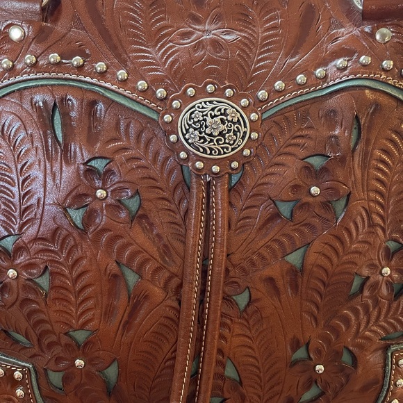📍SOLD American West “Lady Lace” Tooled Leather Tote - Picture 8 of 16